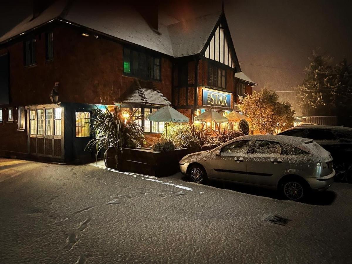 The Star Inn ลิงฟิลด์ ภายนอก รูปภาพ
